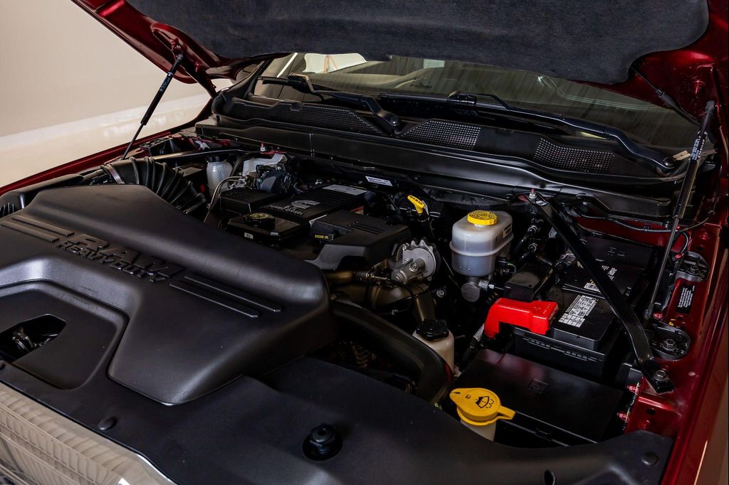 2024 RAM 3500 LIMITED CREW CAB 4X4 8' BOX — миниатюра 40