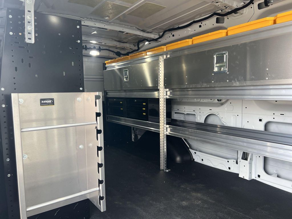2026 FORD TRANSIT-250 BASE — миниатюра 21