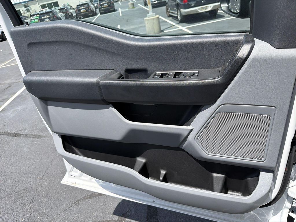 2026 FORD F-450 DRW — миниатюра 17