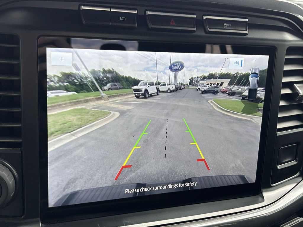 2022 FORD F-150 XLT photo 6