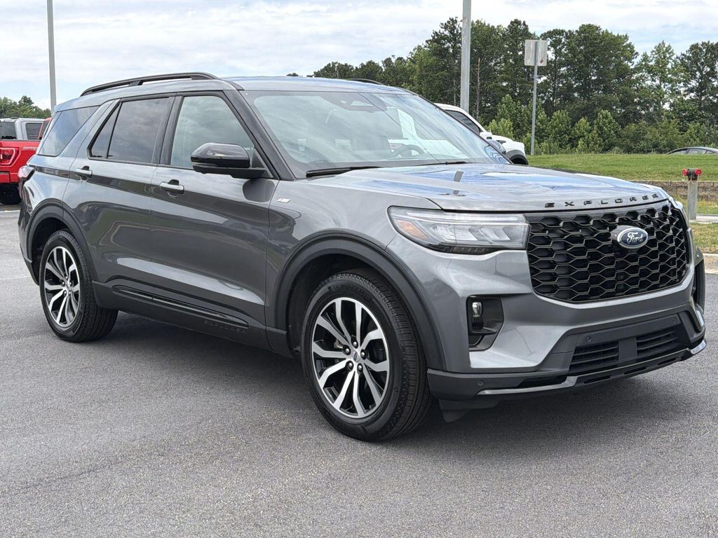 صورة مصغرة 33 لـ 2025 FORD EXPLORER ST-LINE