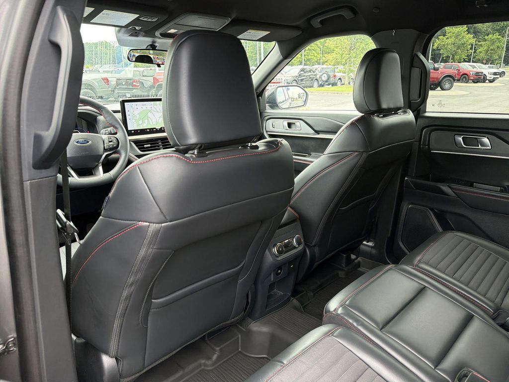 صورة مصغرة 23 لـ 2025 FORD EXPLORER ST-LINE
