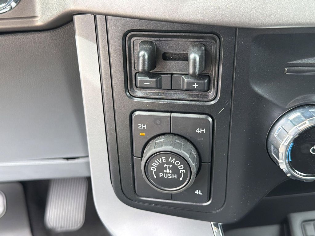 FORD F-150 XLT - 10