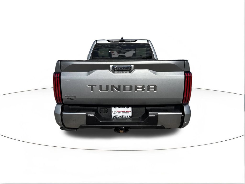 TOYOTA TUNDRA - 4