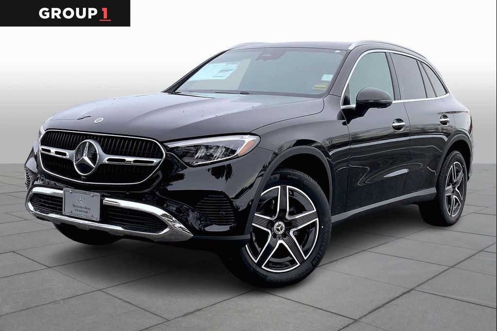 New 2026 Mercedes-Benz GLC 300 4MATIC