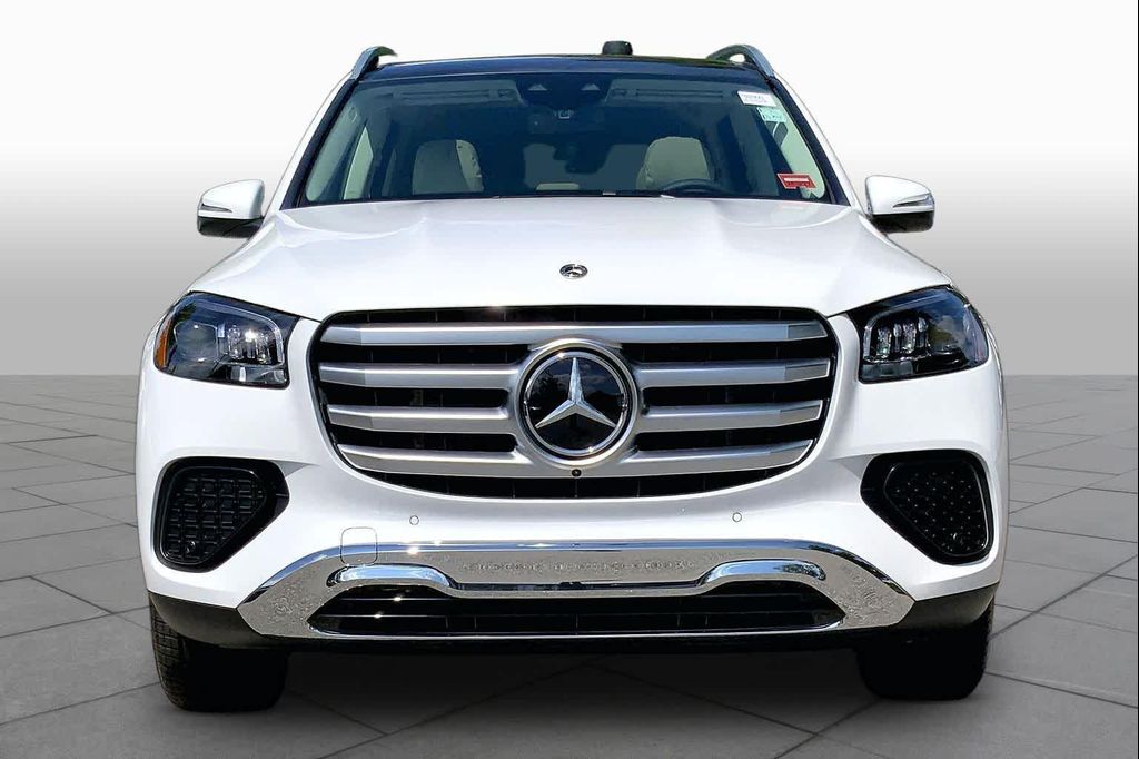 2026 Mercedes-BENZ GLS 照片 3