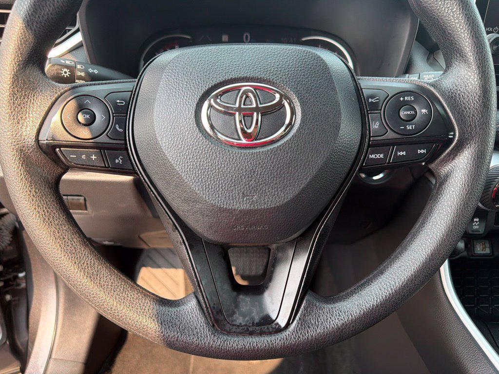 صورة مصغرة 14 لـ 2024 Toyota RAV4 XLE