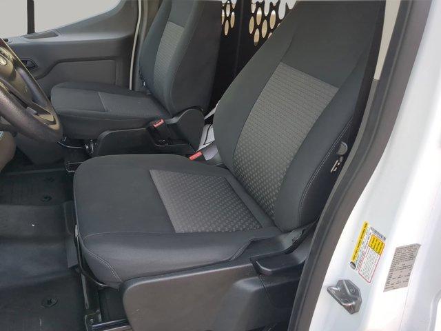 صورة مصغرة 55 لـ 2025 FORD TRANSIT-250