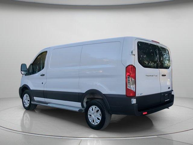 صورة مصغرة 19 لـ 2025 FORD TRANSIT-250