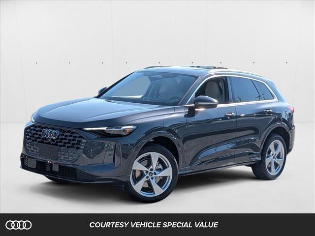 New 2025 Audi Q5 Premium Plus TFSI quattro S tronic