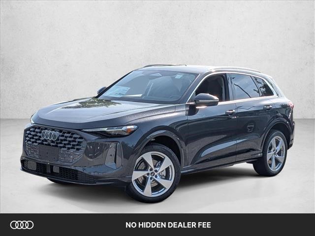 New 2025 Audi Q5 Premium Plus TFSI quattro S tronic