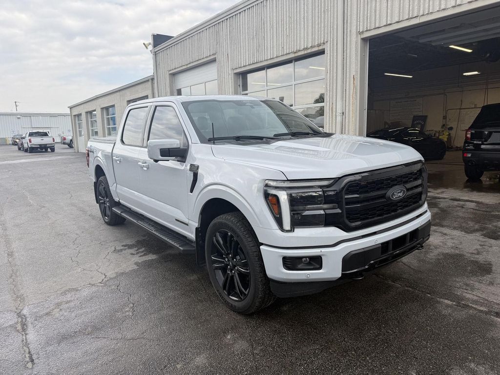 FORD F-150 LARIAT - 1