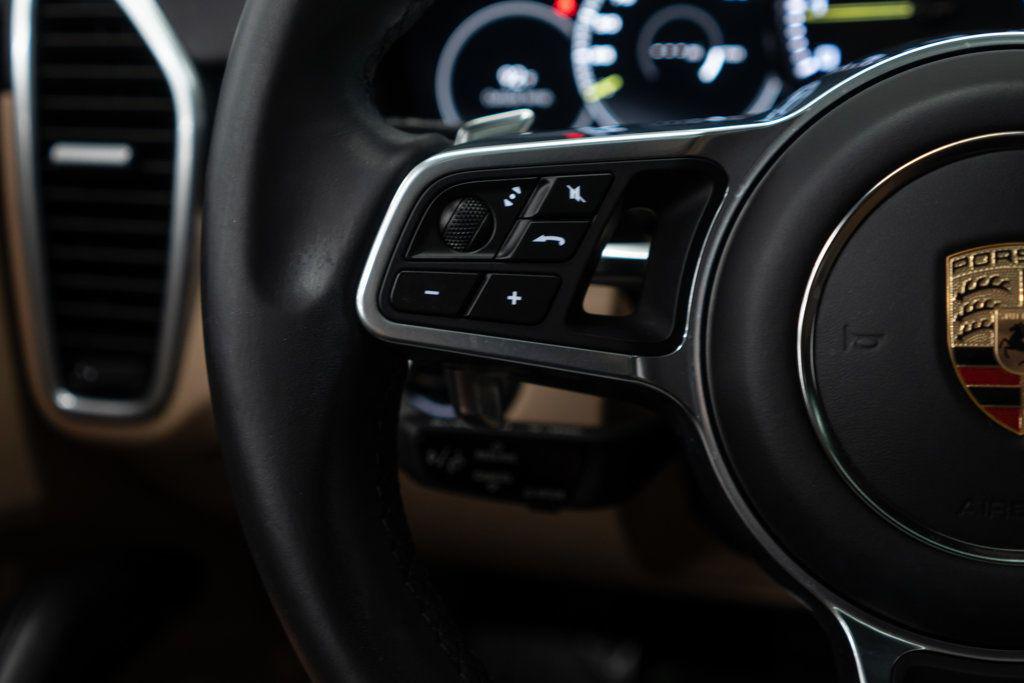 2023 Porsche CAYENNE PLATINUM EDITION — миниатюра 24