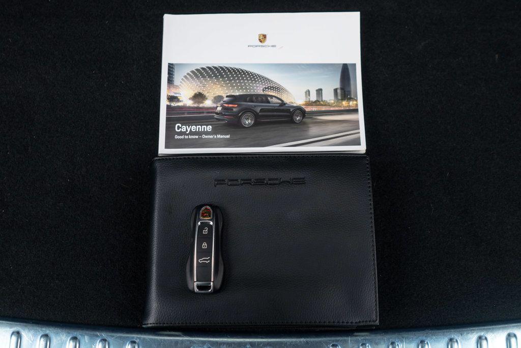2023 Porsche CAYENNE PLATINUM EDITION — миниатюра 58
