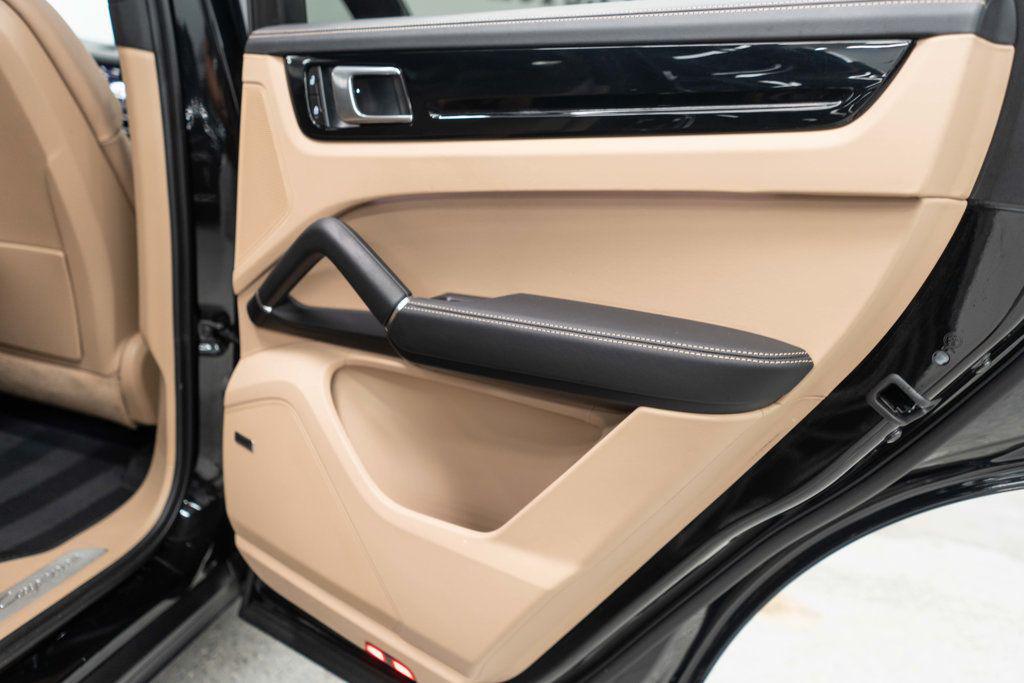 2023 Porsche CAYENNE PLATINUM EDITION — миниатюра 34