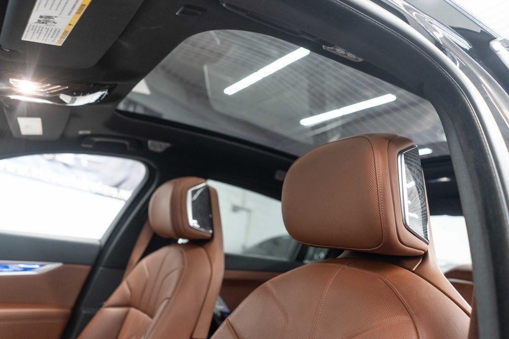 2023 BMW 760 I XDRIVE — фото 8