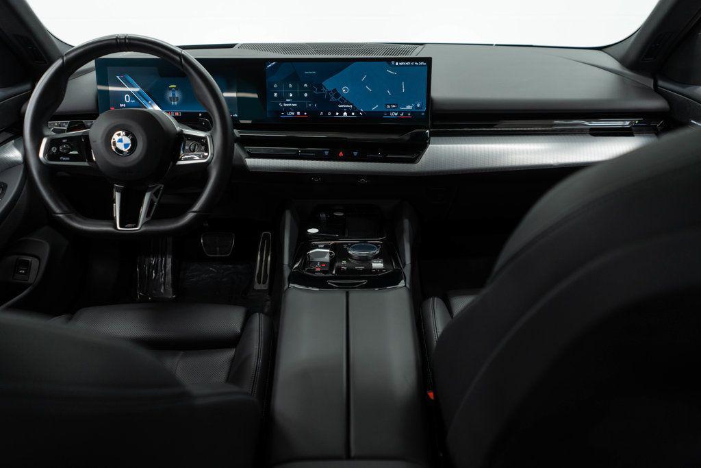 صورة 8 لـ 2026 BMW 530 XDRIVE