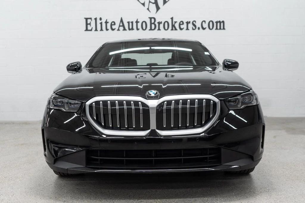 2026 BMW 530 XDRIVE photo 3