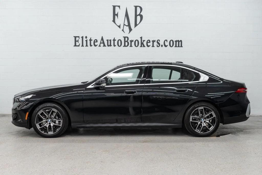 2026 BMW 530 XDRIVE photo 2
