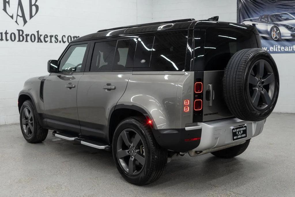 2024 LAND Rover DEFENDER 110 P400 S — фото 6