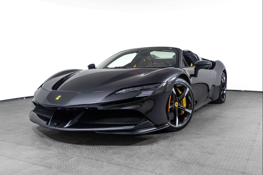 صورة 1 لـ 2023 Ferrari SF90 SPIDER
