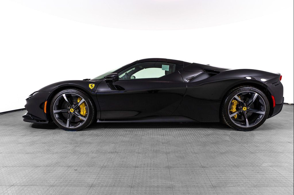 2023 Ferrari SF90 SPIDER thumbnail 48