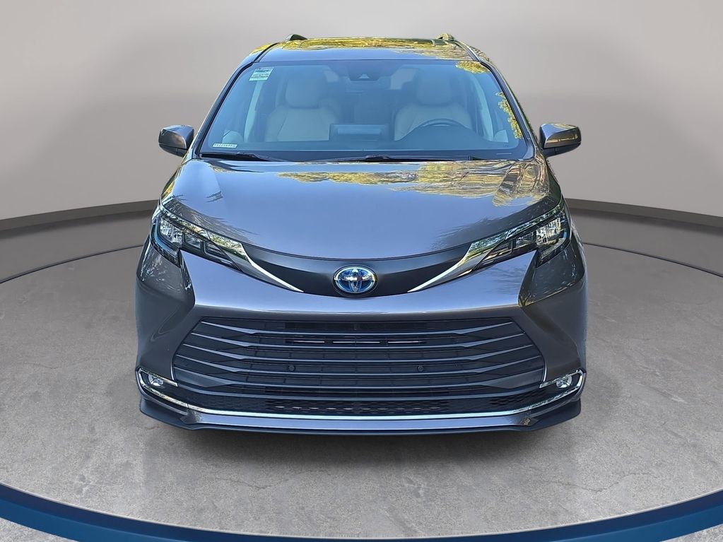 2024 Toyota SIENNA XLE 照片 2