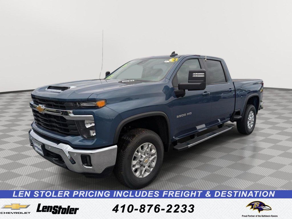 New 2026 Chevrolet Silverado 3500 LT