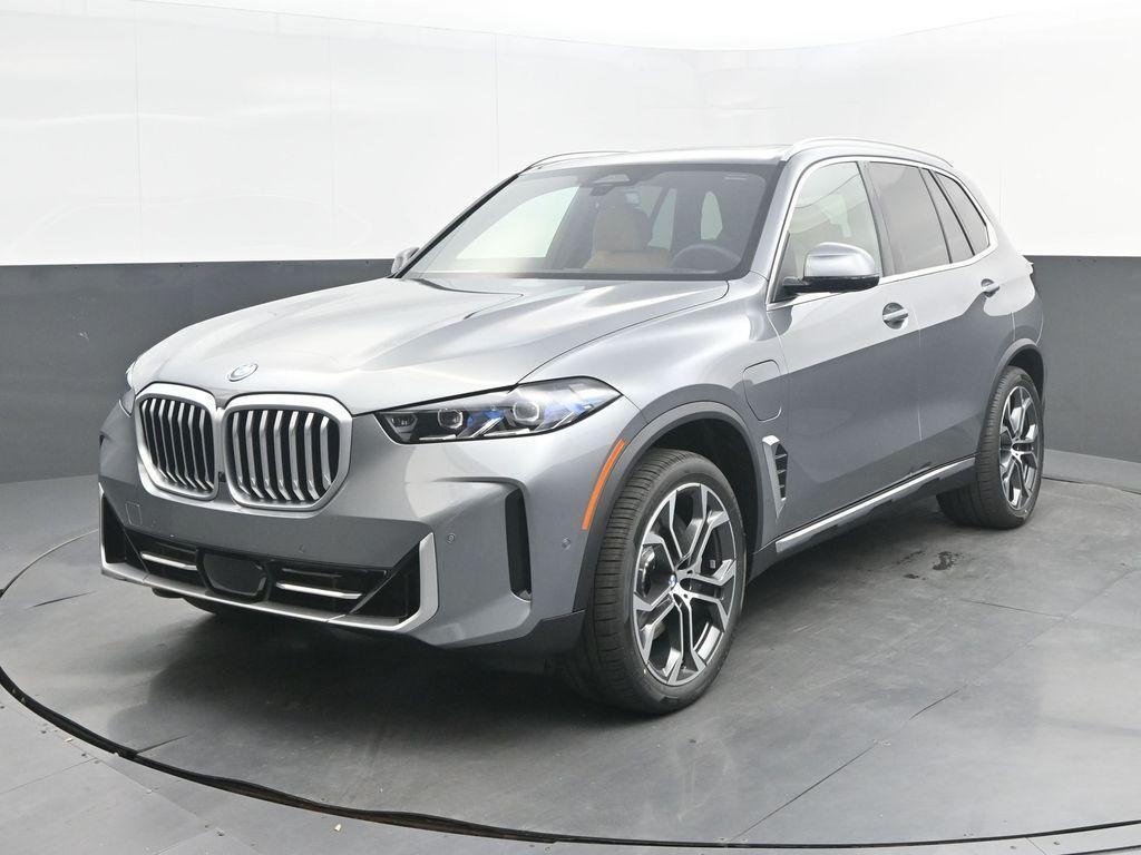 New 2026 BMW X5 PHEV xDrive50e