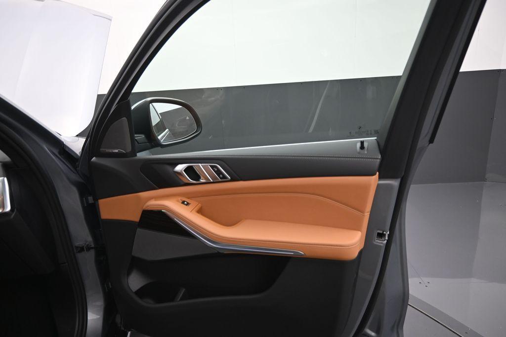 صورة مصغرة 19 لـ 2026 BMW X5 PHEV XDRIVE50E