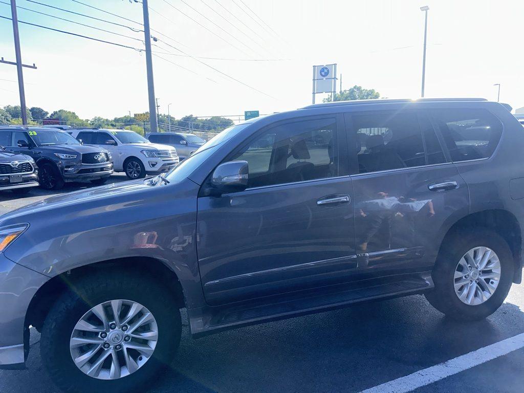 2017 Lexus GX 460