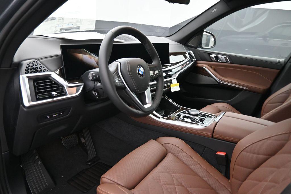 صورة مصغرة 11 لـ 2026 BMW X5 XDRIVE40I
