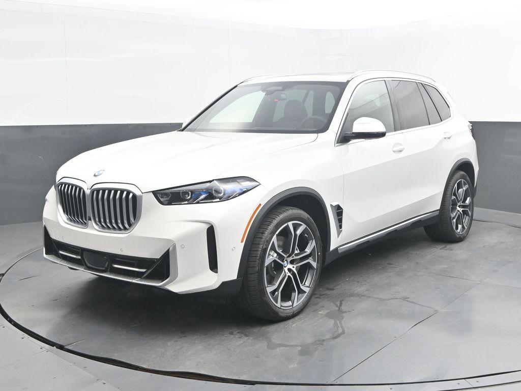 صورة 1 لـ 2026 BMW X5 XDRIVE40I