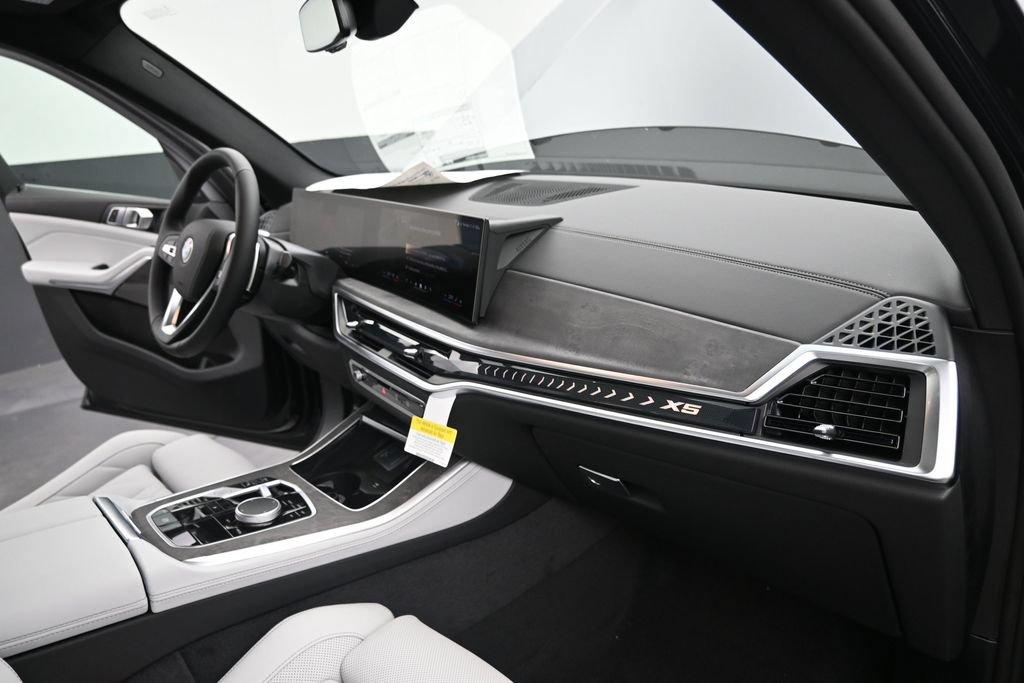 صورة مصغرة 25 لـ 2026 BMW X5 SDRIVE40I
