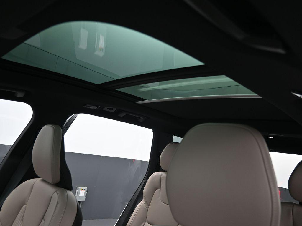 2026 Volvo XC90 B6 ULTRA 7-SEATER — миниатюра 26