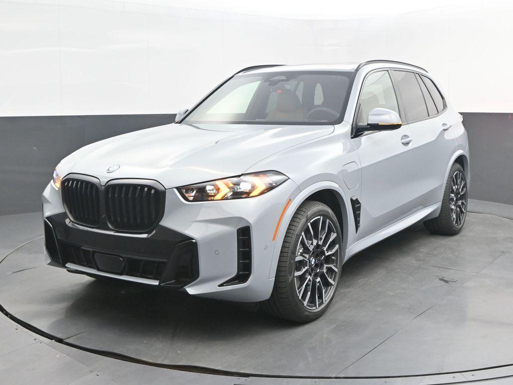 New 2026 BMW X5 PHEV xDrive50e