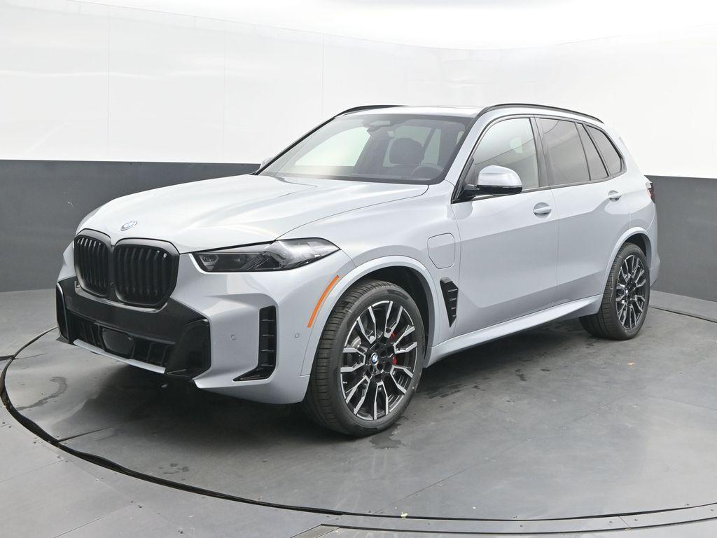 New 2026 BMW X5 PHEV xDrive50e