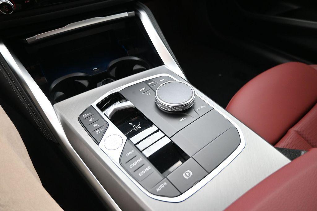 2026 BMW 230 I — миниатюра 15