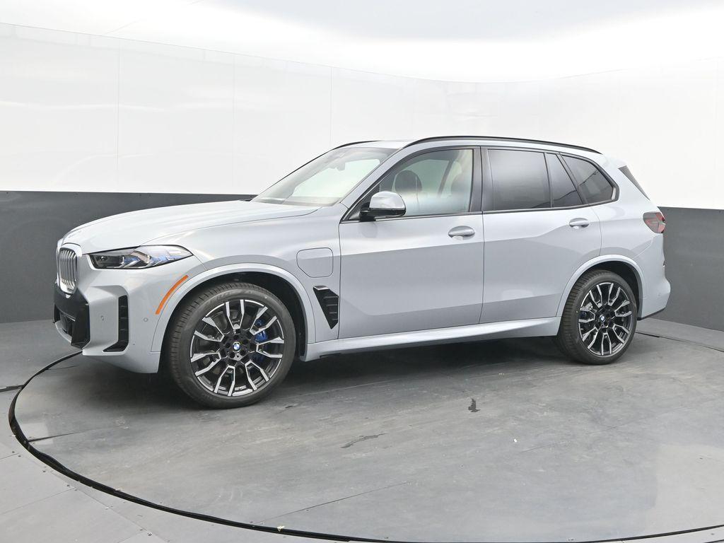 New 2026 BMW X5 PHEV xDrive50e