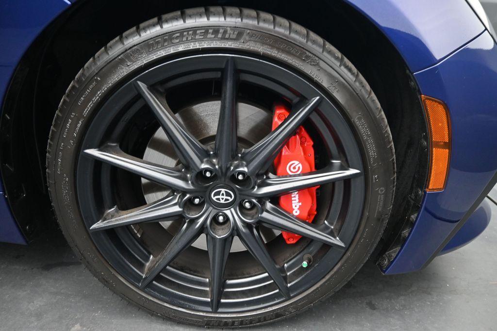 2024 Toyota GR86 PREMIUM — миниатюра 21