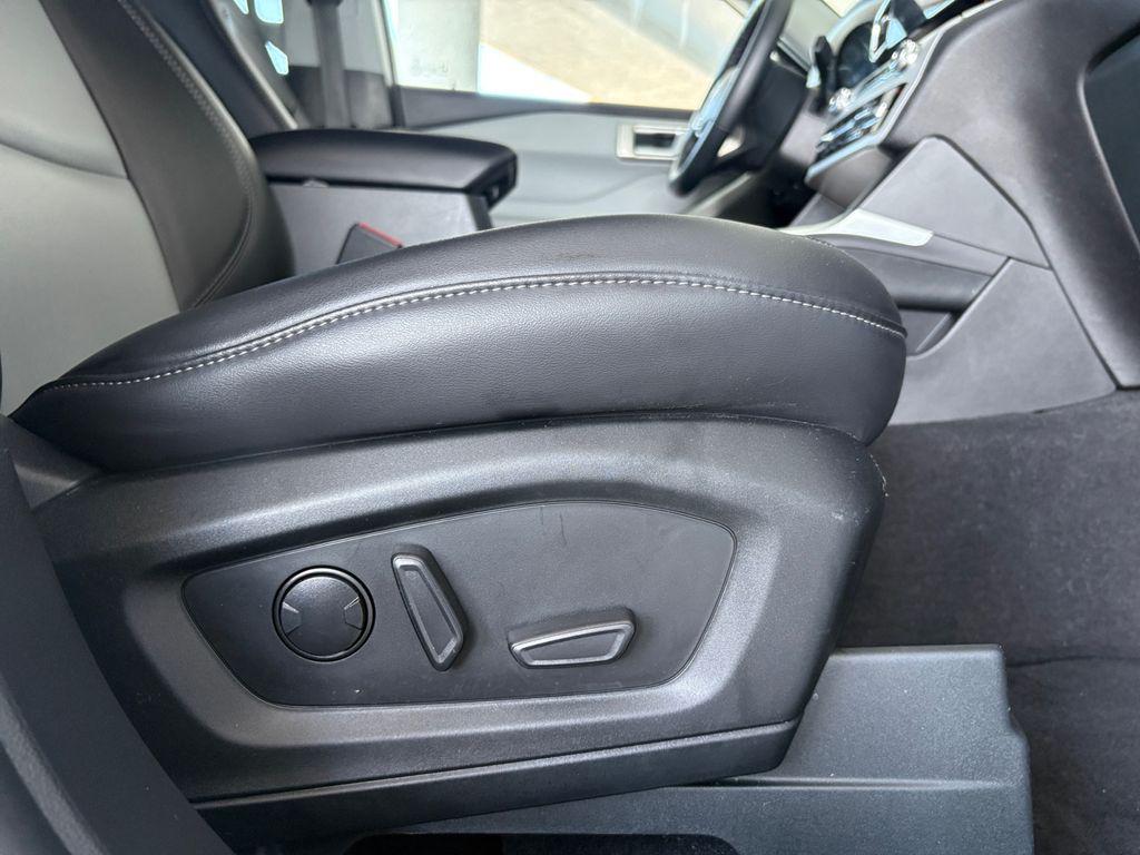 2023 FORD EXPLORER XLT 缩略图 18