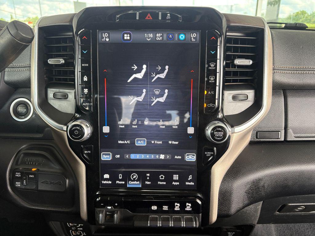 2024 RAM 2500 LARAMIE CREW CAB 4X4 6'4' BOX — миниатюра 20