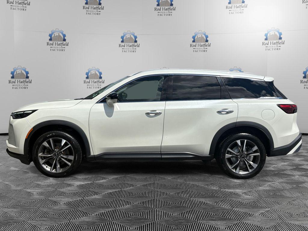 2022 Infiniti QX60 LUXE 照片 2