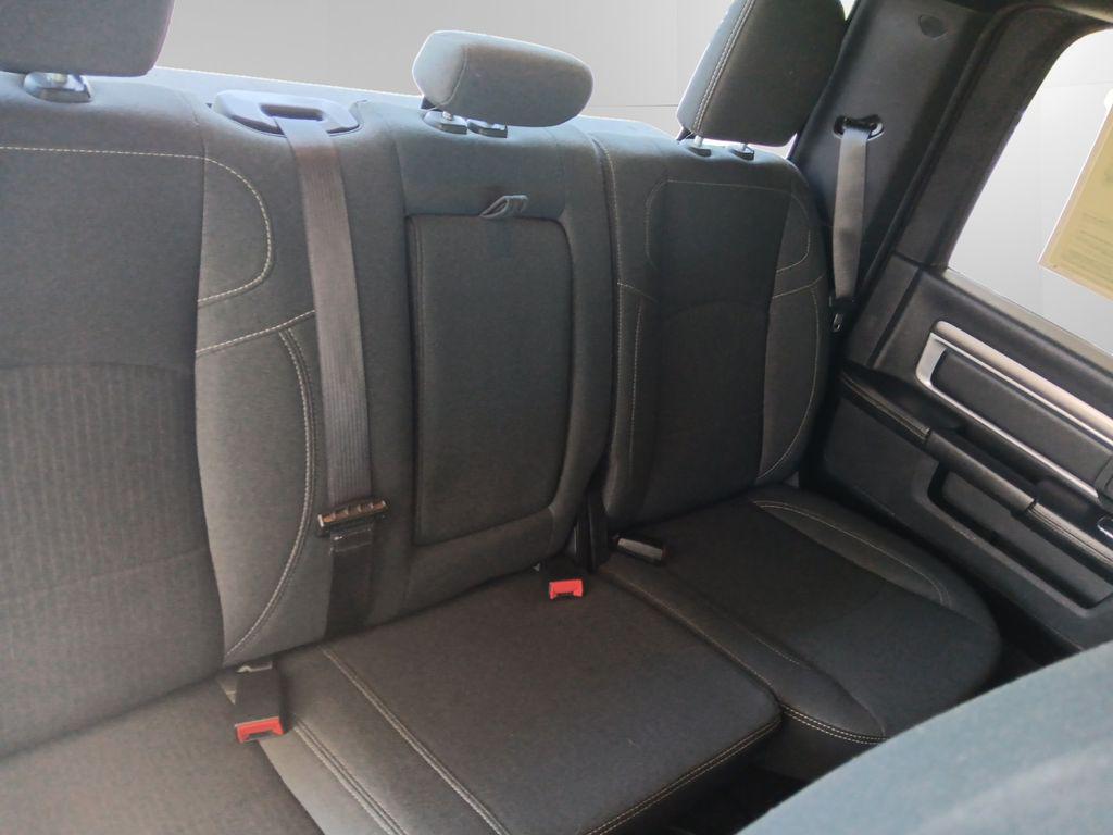 صورة مصغرة 13 لـ 2021 RAM 1500 CLASSIC SLT