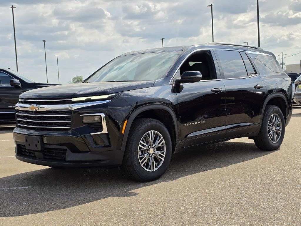 New 2026 Chevrolet Traverse LT