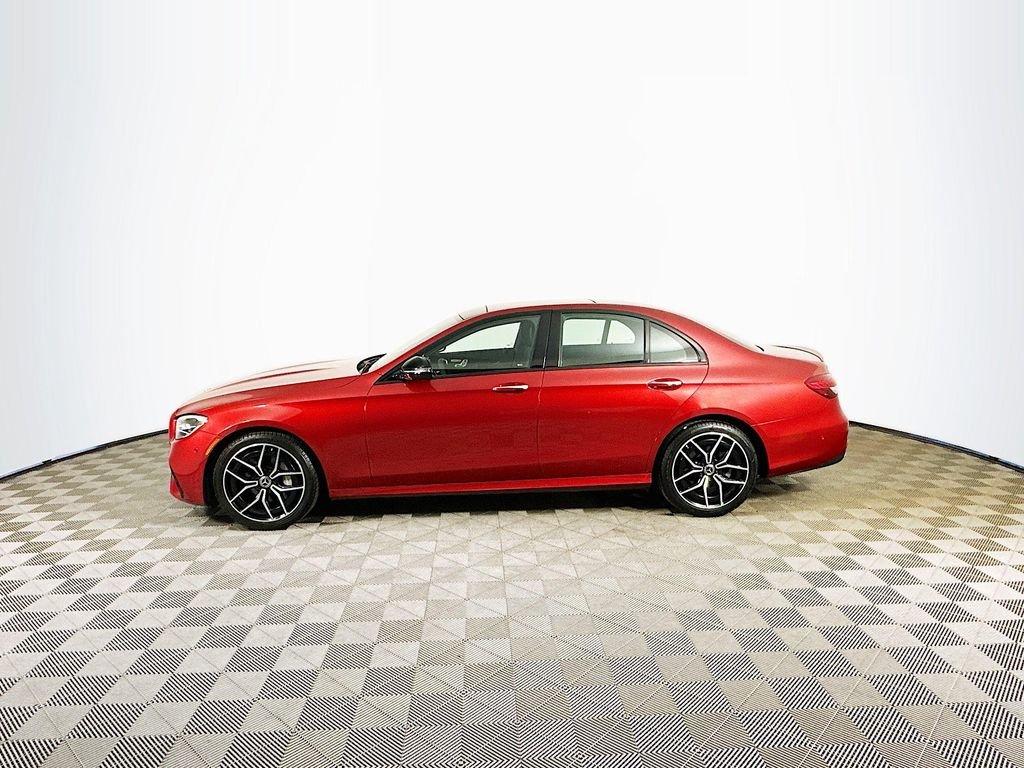 MERCEDES-BENZ E-CLASS - 3