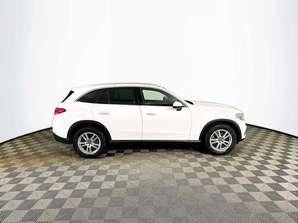 MERCEDES-BENZ GLC - 8