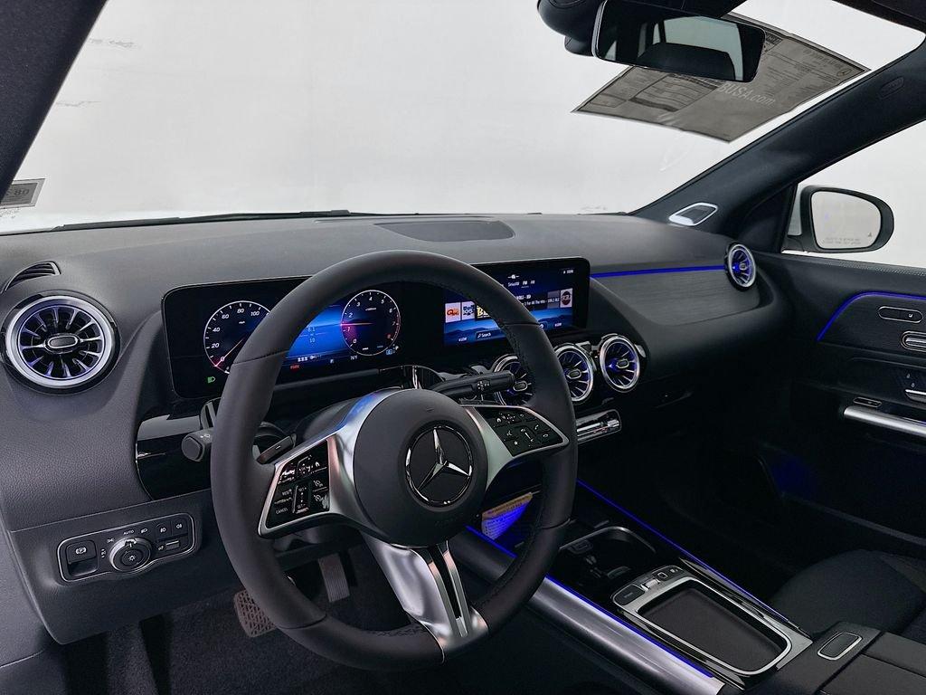 MERCEDES-BENZ GLA - 9