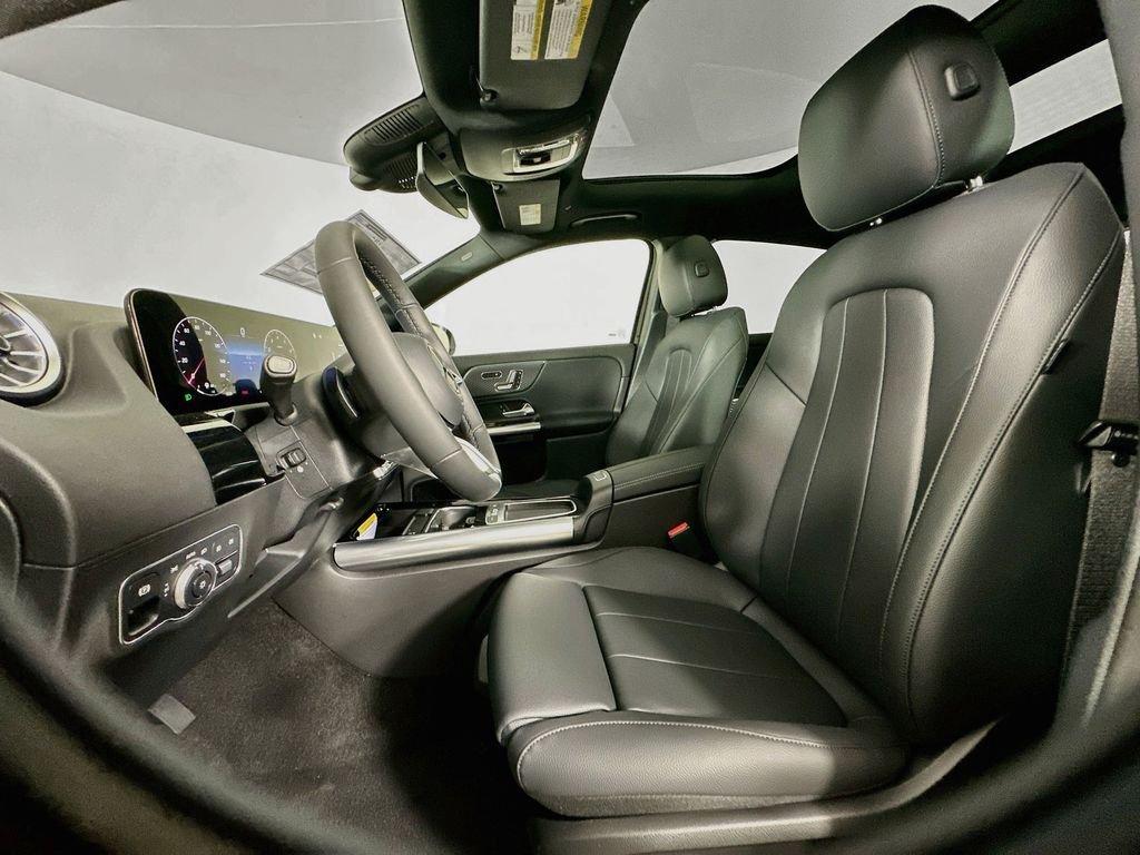 2026 Mercedes-BENZ GLA — миниатюра 20