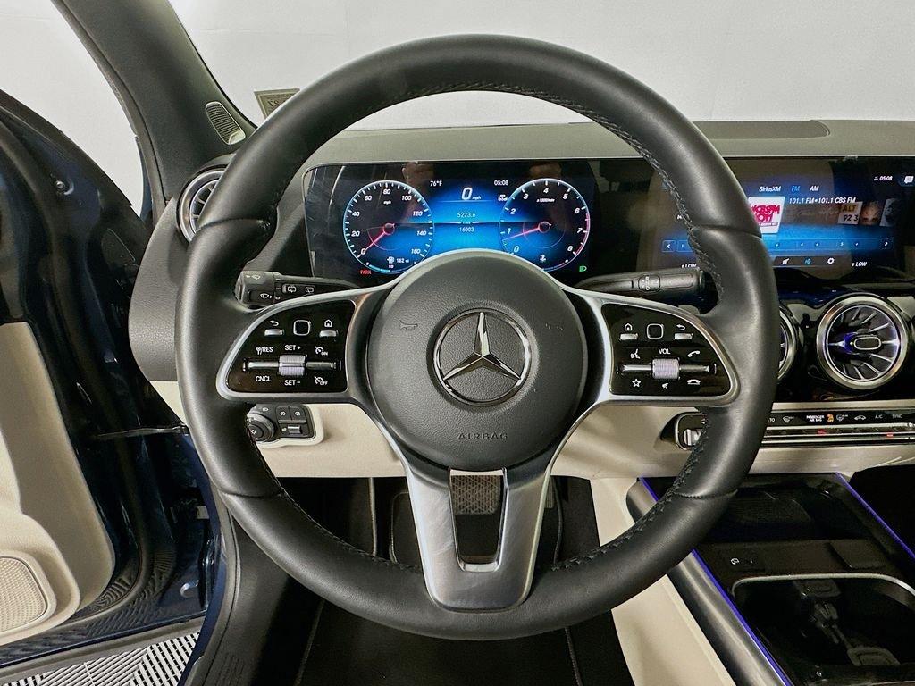 MERCEDES-BENZ GLA - 10